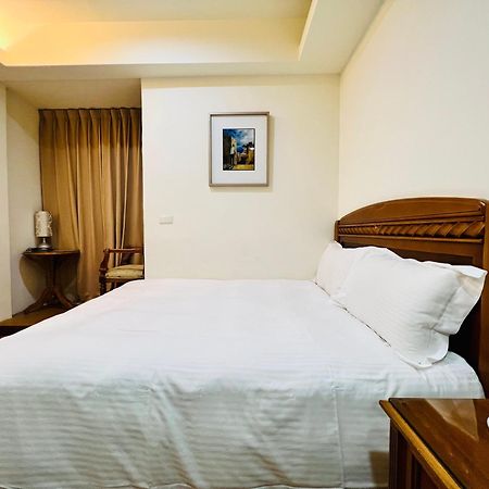 Mucha Boutique Hotel Yilan Exterior photo