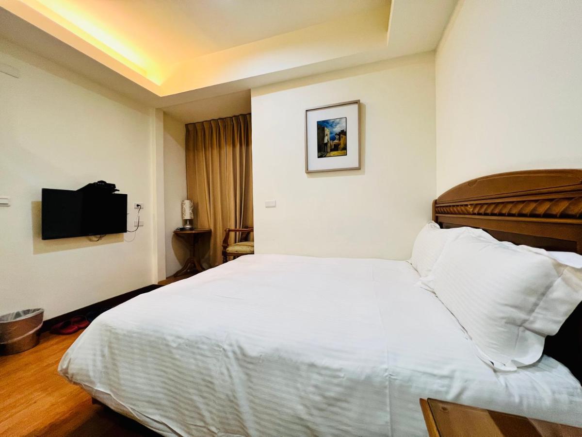 Mucha Boutique Hotel Yilan Exterior photo